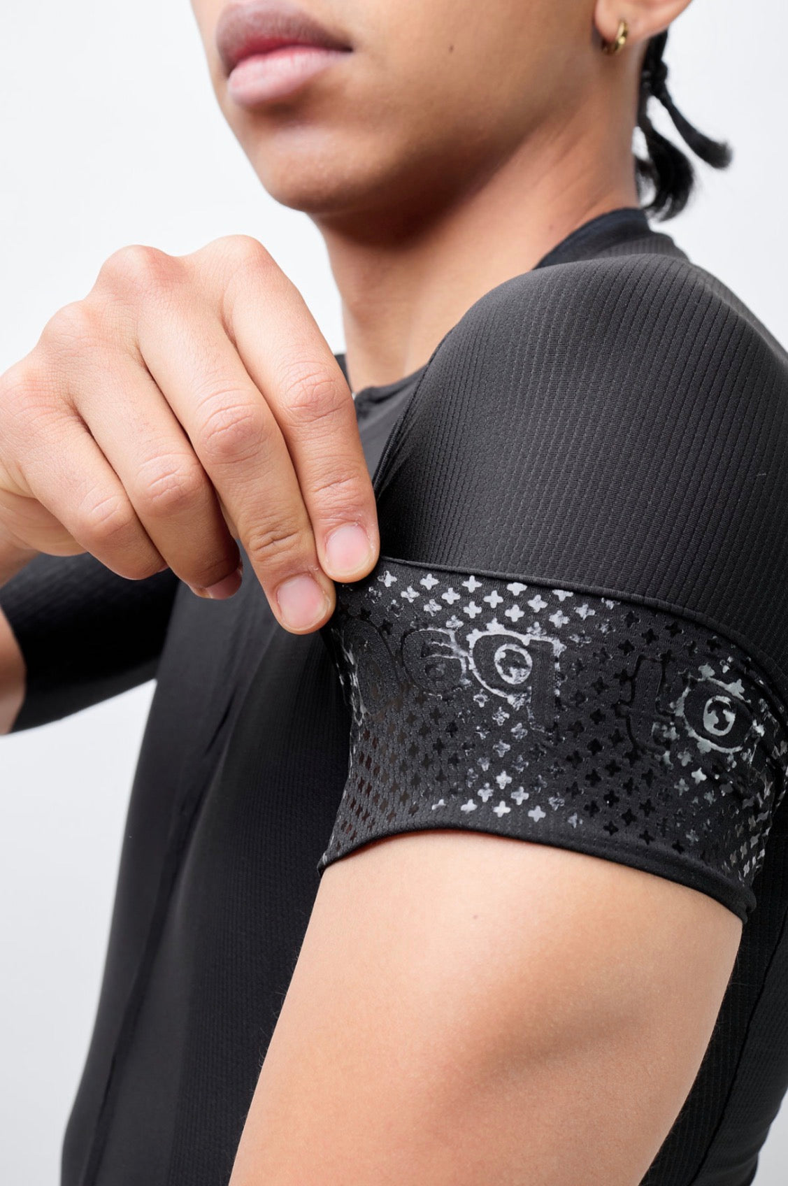 Jersey de ciclismo Ionik Start masculino manga corta negro