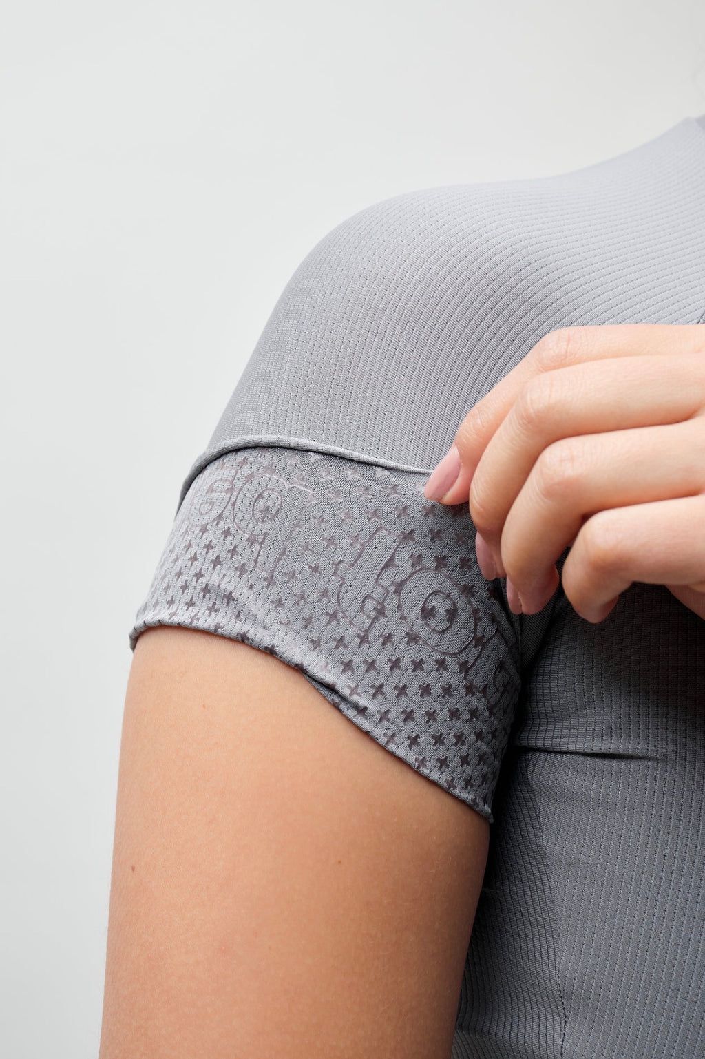 Jersey de ciclismo Ionik Start femenino manga corta gris