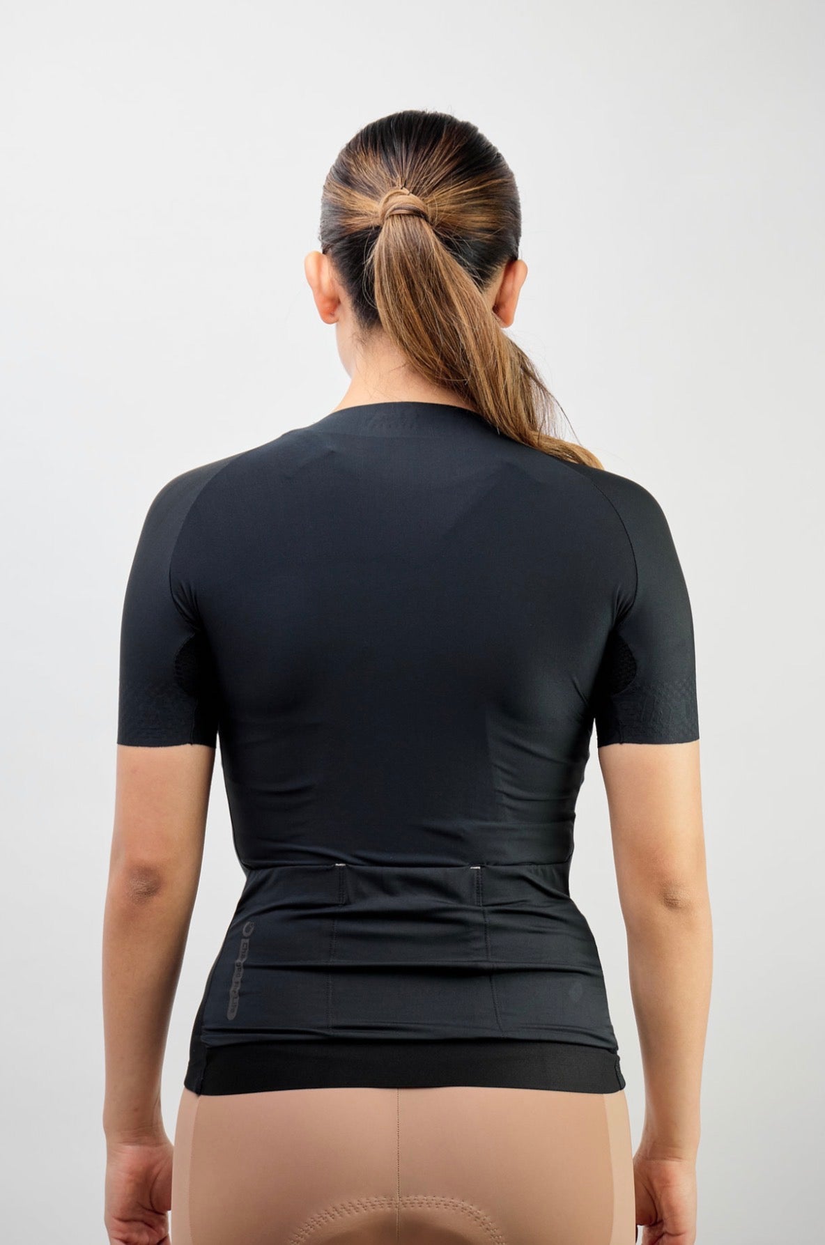 Jersey de ciclismo Ionik Pro femenino Neck Less negro