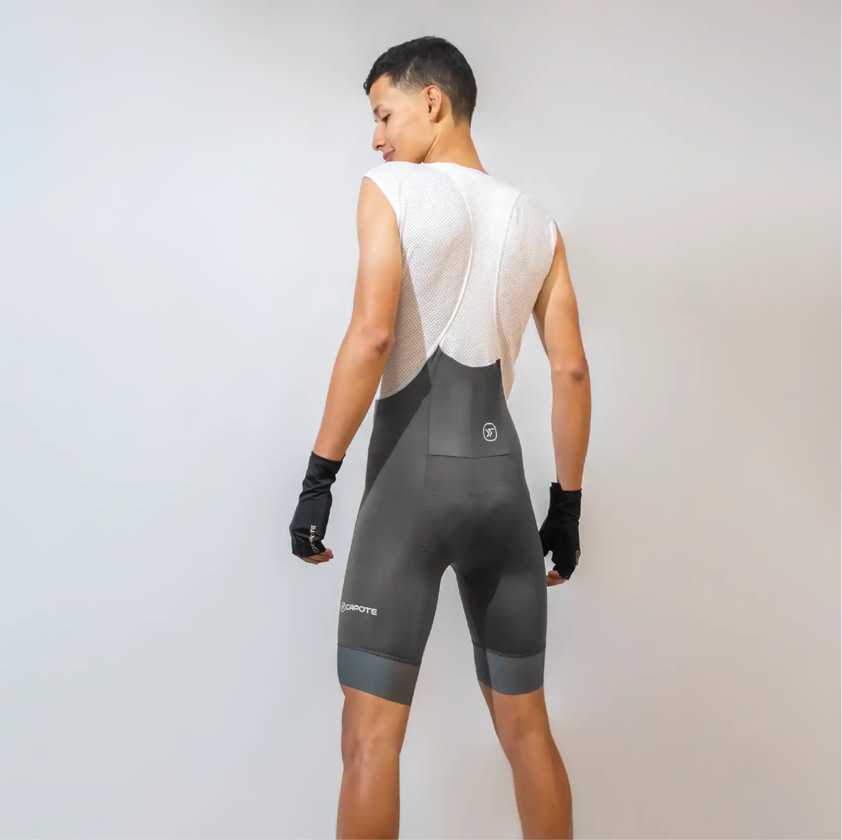 Licra de ciclismo Capote Hombre Corta Plus gris con cargaderas